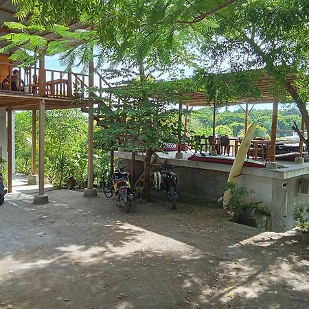Feby'S Homestay Ekas Eksteriør bilde
